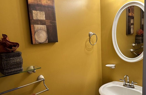 Fairburn Casa | The Grove! This is a beautiful 4 bedrooms and 3 bathroom house!!