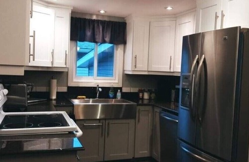 Algoma District Casa | The Gryphon - Elliot Lake - 6-8 people