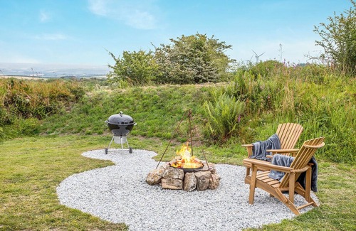 St Wenn Cabina | The Gypsy Hideaway: A cosy, blissful, peaceful escape