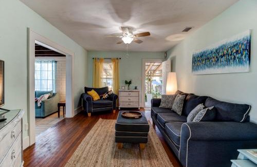Holly Hill Casa | The Gypsy Mermaid 3 Bed Ginormous Yard