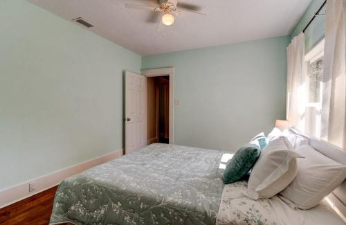 Holly Hill Casa | The Gypsy Mermaid 3 Bed Ginormous Yard