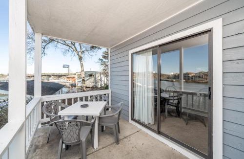 Rockwell Apartamento | The Hamilton - Lakefront & Studio Suites, Hot Springs