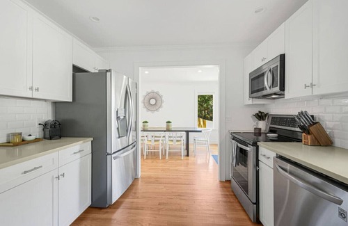 Westhampton Beach Casa | The Hamptons Retreat: Pool, Sauna, Gym & More