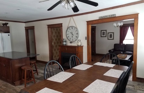 Falconer Casa | La casa de Hanson en el condado de Chautauqua