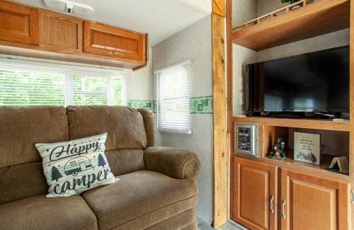 Dandridge Casa | The Happy Camper A Peaceful Retreat