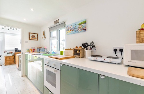 Mundesley Chalet De Esquí | The Happy Hedgehog (2 bedrooms sleeps up to 3) is just 600 yards from the beach!