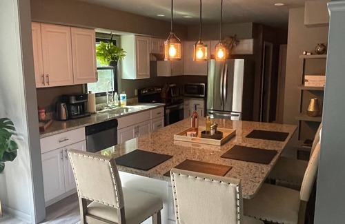Chattahoochee Hills Casa | The Happy Home - Elegant, Rural Living on 2 Acres