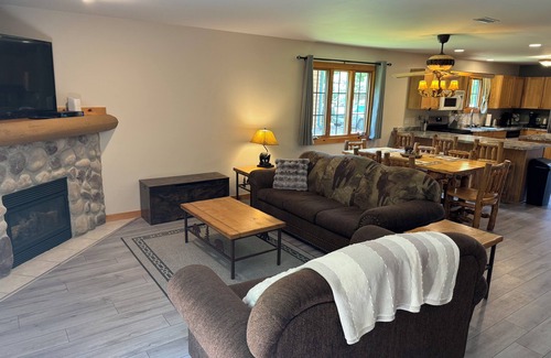 Oglesby Cabina | The Happy Traveler - Cabin at Starved Rock State Park
