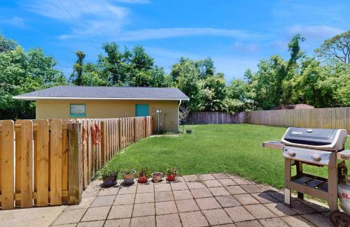 Warrington Casa | The Happy Turtle