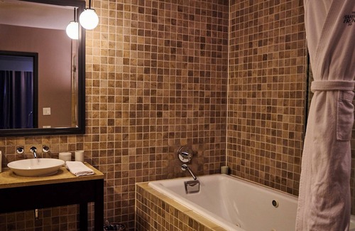 Greenport Hotel | The Harbor Front Inn