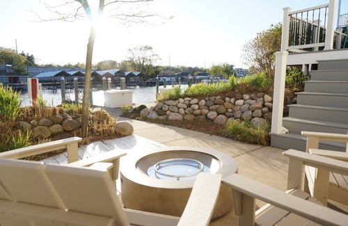 Saint Joseph Casa | The Harbor Hideout - Riverside home near Beaches, Pier, downtown shops