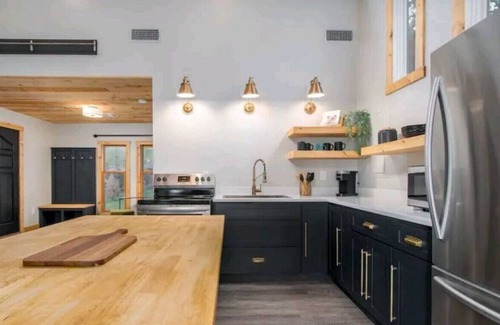 Sulphur Cabina | The Hard to Find Cabin