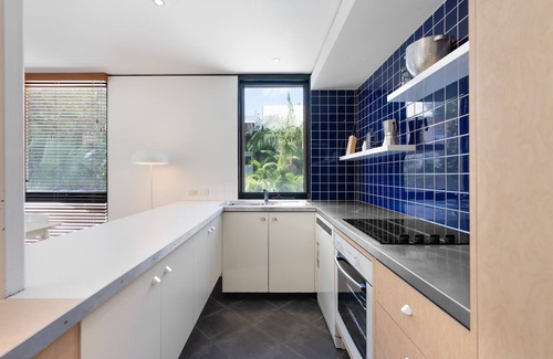 Noosa Heads Hotel | The Hastings Beach Houses