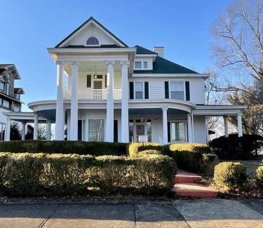Lawrenceburg Cama Y Desayuno | The Haven Bed and Breakfast