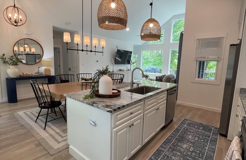 Nancy Casa | The Haven on Lakeshore Drive