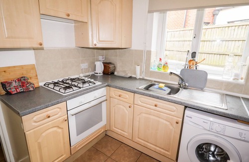 Rowton Casa | THE HAWTHORNS, pet friendly, character holiday cottage in Christleton