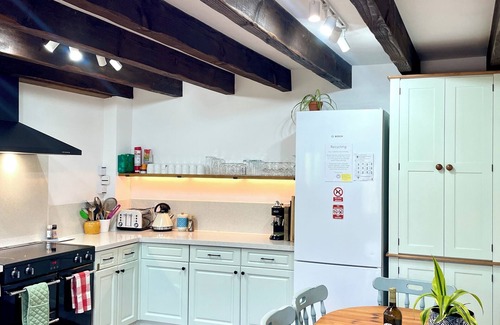 Brazzacott Otro | The Hay Loft 5 Bedroom Farmhouse near Bude & Crakington Haven Surf Beaches