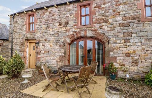 Wing Casa | The Hayloft
