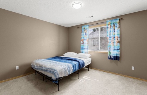 Pleasant Valley Casa | The Heart of Salmon Creek !