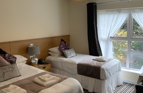 Ballymoney Hotel | The Hedges Hotel