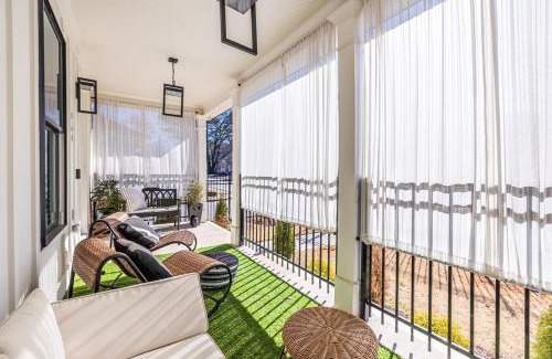 Atlanta Casa | The Heights Compound Near Mercedes Benz Stadium