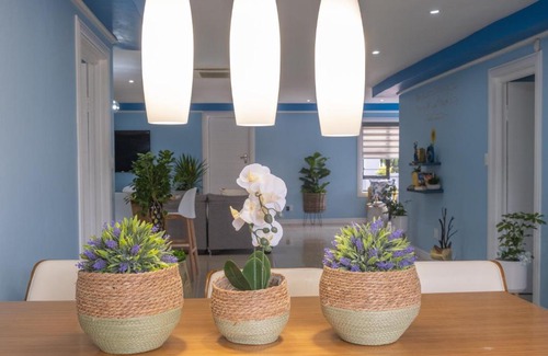 Ekurhuleni Casa | The Hemingway House 1415 min from O.R Tambo.