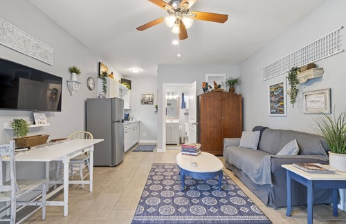 F. Q. Story Casa | The Hen House: Enchanted Casita Near Downtown Phoenix