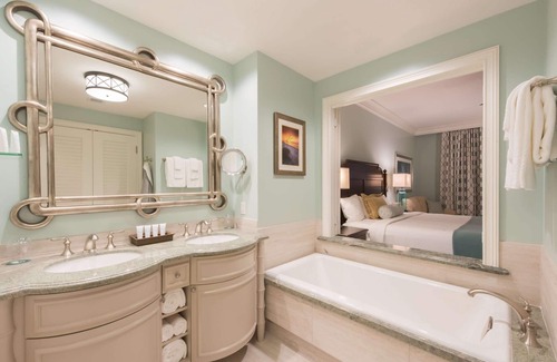 Crystal Beach Complejo | The Henderson Beach Resort & Spa
