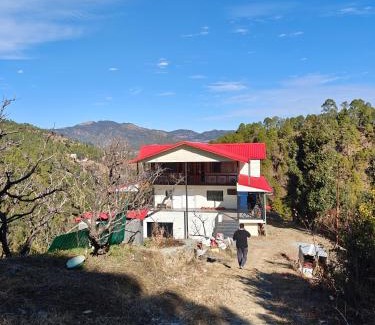 Kaul Cama Y Desayuno | The Hermit's Getaway