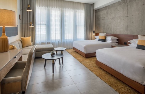 Downtown Portland Hotel | The Hi-Lo, Autograph Collection
