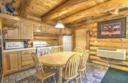 West Yellowstone Hotel | The Hibernation Station