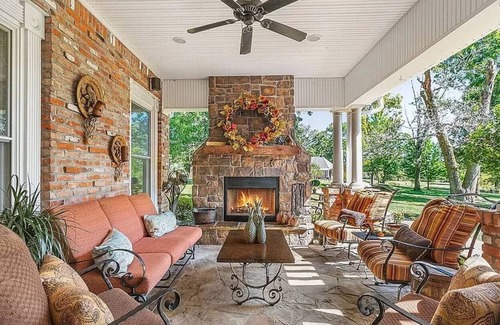Maysville Casa | The Hidden Grove Pool Estate
