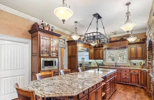 Maysville Casa | The Hidden Grove Pool Estate