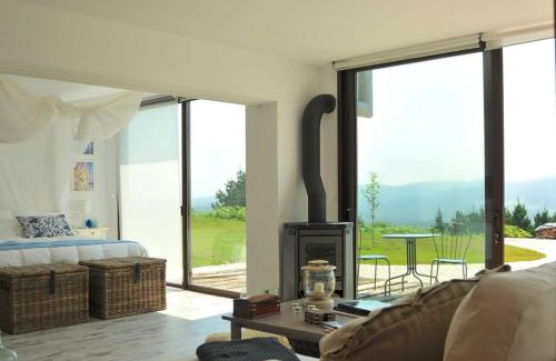 Loiba Apartamento | The Hidden Secret on the Cliff