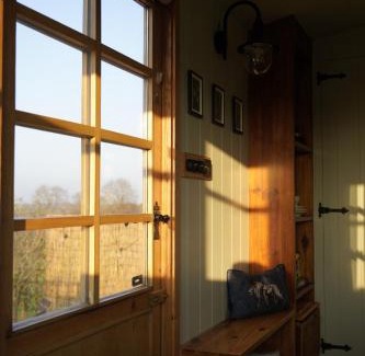 Longdon Otro | The Hide at Manton Bay- Glamping
