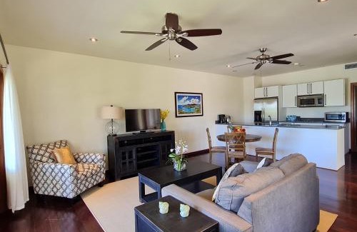 Freetown Apartamento | The Hideaway 1 Bedroom Suite, Pool and Sea views