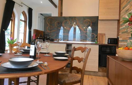 Barrow Gurney Casa | The Hideaway - a charming, unique retreat in Long Ashton, Bristol