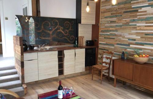 Barrow Gurney Casa | The Hideaway - a charming, unique retreat in Long Ashton, Bristol
