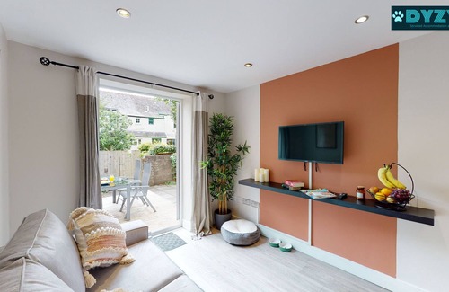 Penylan Apartamento | The Hideaway Apt 2 - Garden - Roath Park - Pets Allowed -By DYZYN