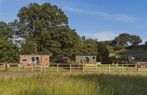 Warminster Otro | The Hideaway at Hidden Wood Glamping