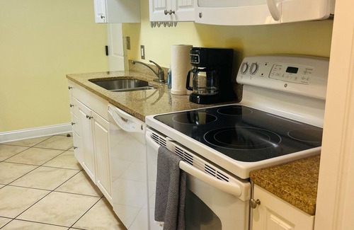 North Litchfield Beach Condominio | The Hideaway at Pawleys