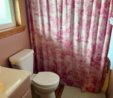 Eureka Springs Casa | The Hideaway House at The Bluebird