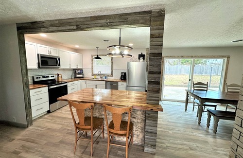 Oliver Springs Casa | The Hideaway Oliver Springs, Only Min from Windrock Park