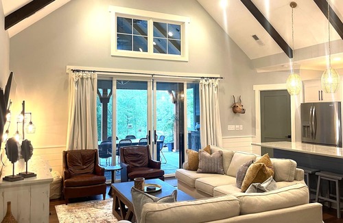 Salem Casa | The Hideaway on Lake Keowee