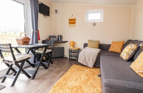 Fence Casa | The Hideaway Pod