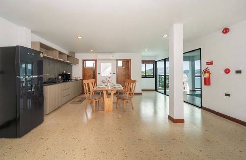 Patong Villa | The Hideout Beachfront