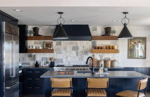 Washington Casa | The Hideout