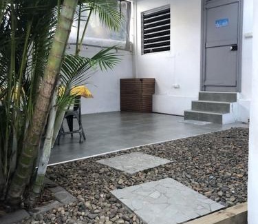 Noumea Casa | The Hideway