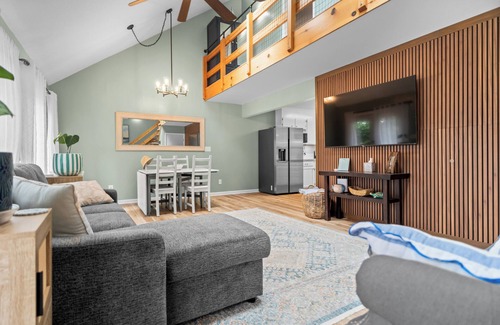 Southmont Apartamento | Marvelous 3-bedroom home on High Rock Lake