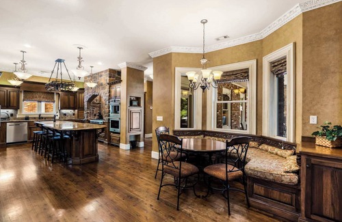 Maysville Casa | The Highlands Summary